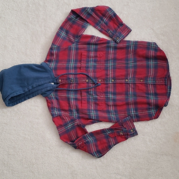 American Eagle Outfitters Tops - American Eagle Flannel Hooded Shirt